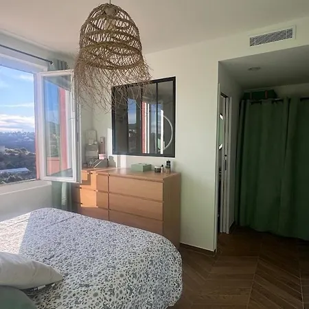 Apartment Nice, Collines, Chateau De Cremat, Villa, Jacuzzi Nice